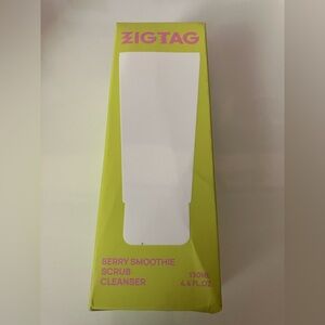 Zigtag - Berry Smoothie Scrub Cleanser - 4.4 oz